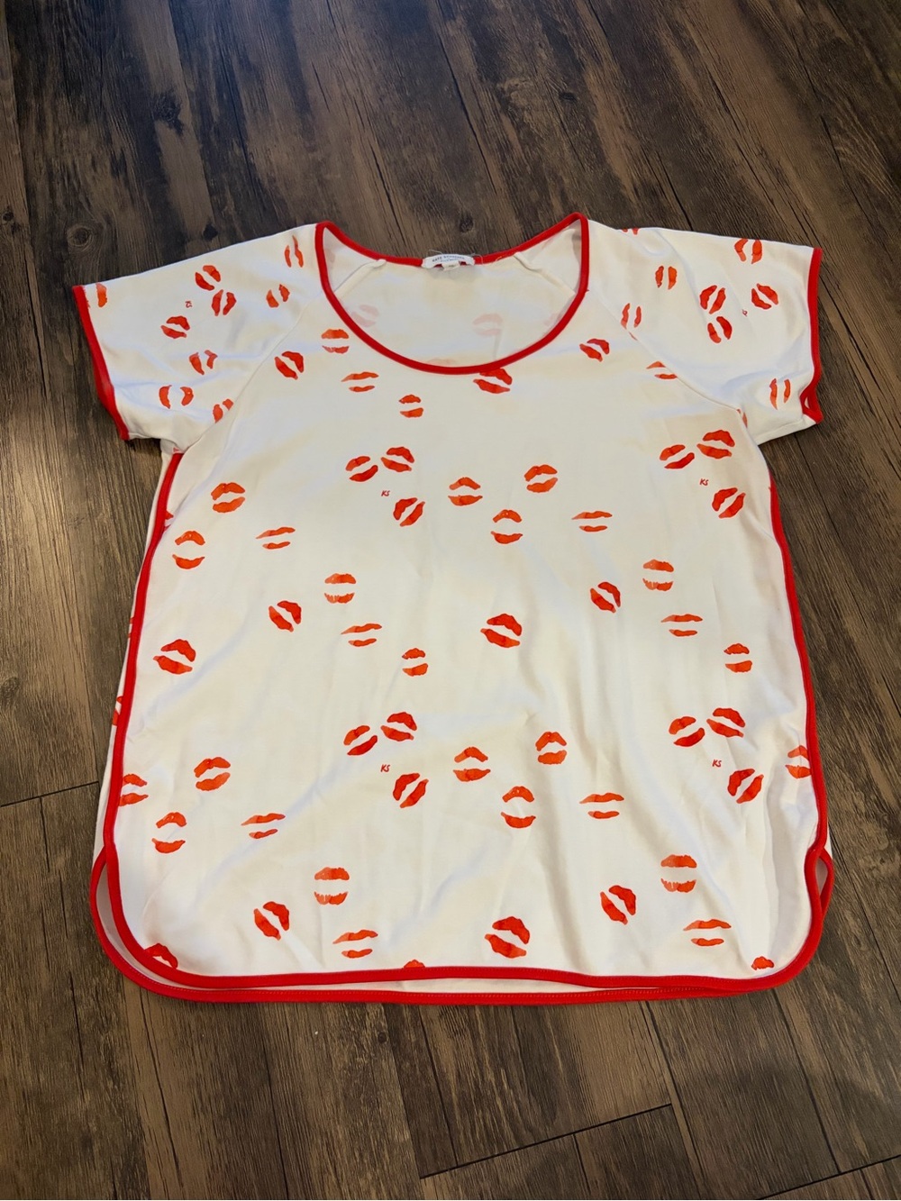 Lake x Kate Schelter Kisses Pajama Top Medium